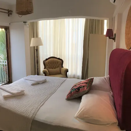 Smyrna Bed & Breakfast 3*