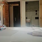 Bed and Breakfast Smyrna Κας