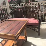 Bed & Breakfast Smyrna 3*