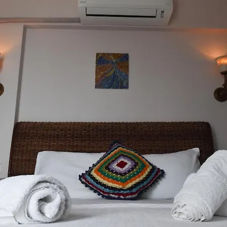 Smyrna Bed & Breakfast 3*
