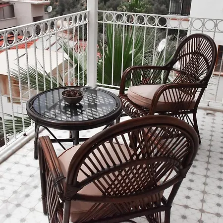 Smyrna Bed & Breakfast Kas