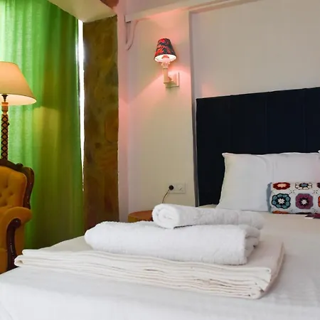 Smyrna Bed & Breakfast 3*