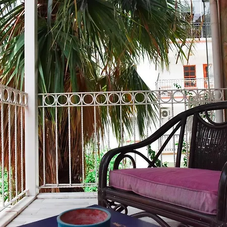 Bed & Breakfast Smyrna 3*