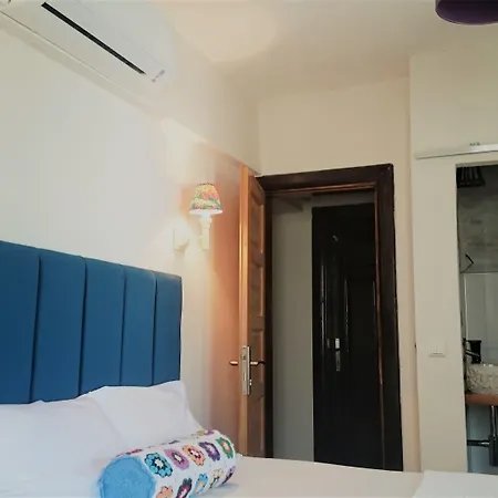 B&B Smyrna 3*