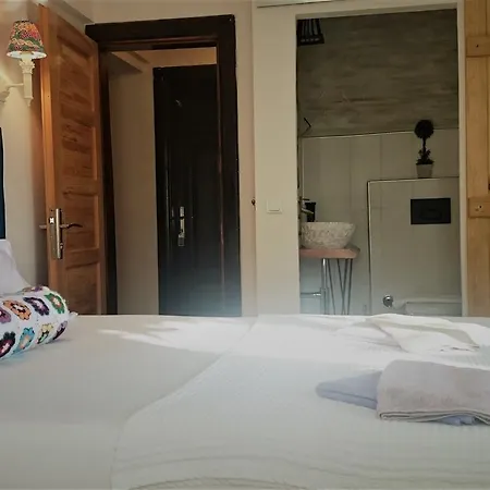 Bed & Breakfast Smyrna 3*