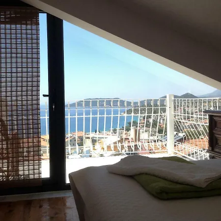 Bed & Breakfast Smyrna 3*